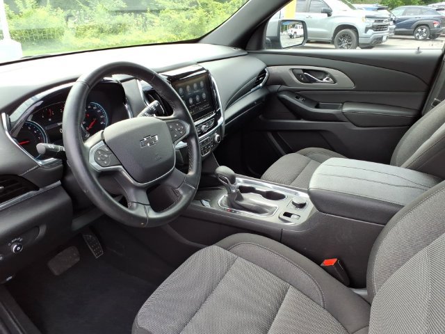 Certified 2023 Chevrolet Traverse LT FWD image 3