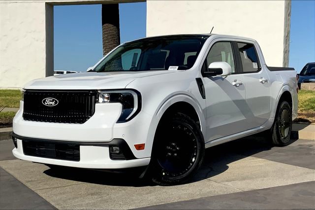 New 2025 Ford Maverick Lobo