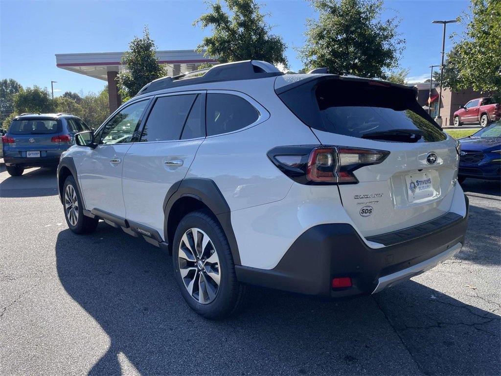 New 2025 Subaru Outback Touring image 5