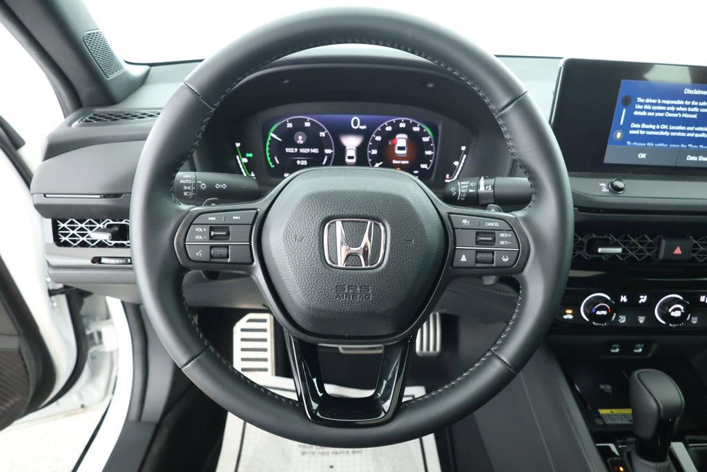 Used 2025 Honda Accord Sport image 12