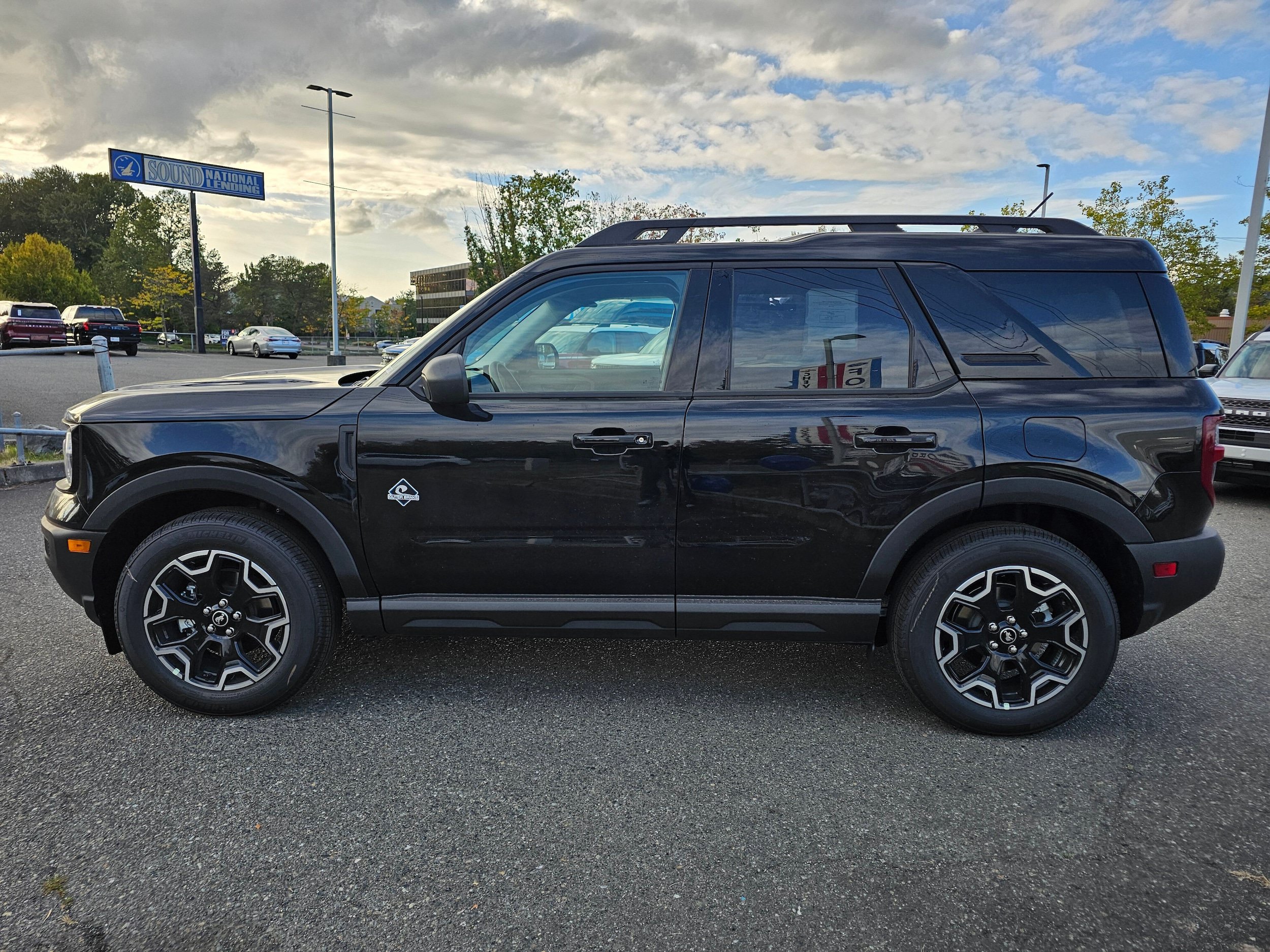 New 2026 Ford Bronco Sport Outer Banks AWD/4WD image 8