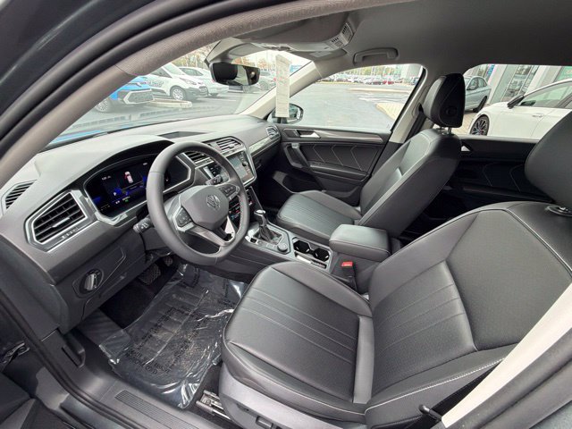 Certified 2022 Volkswagen Tiguan SE AWD/4WD image 23