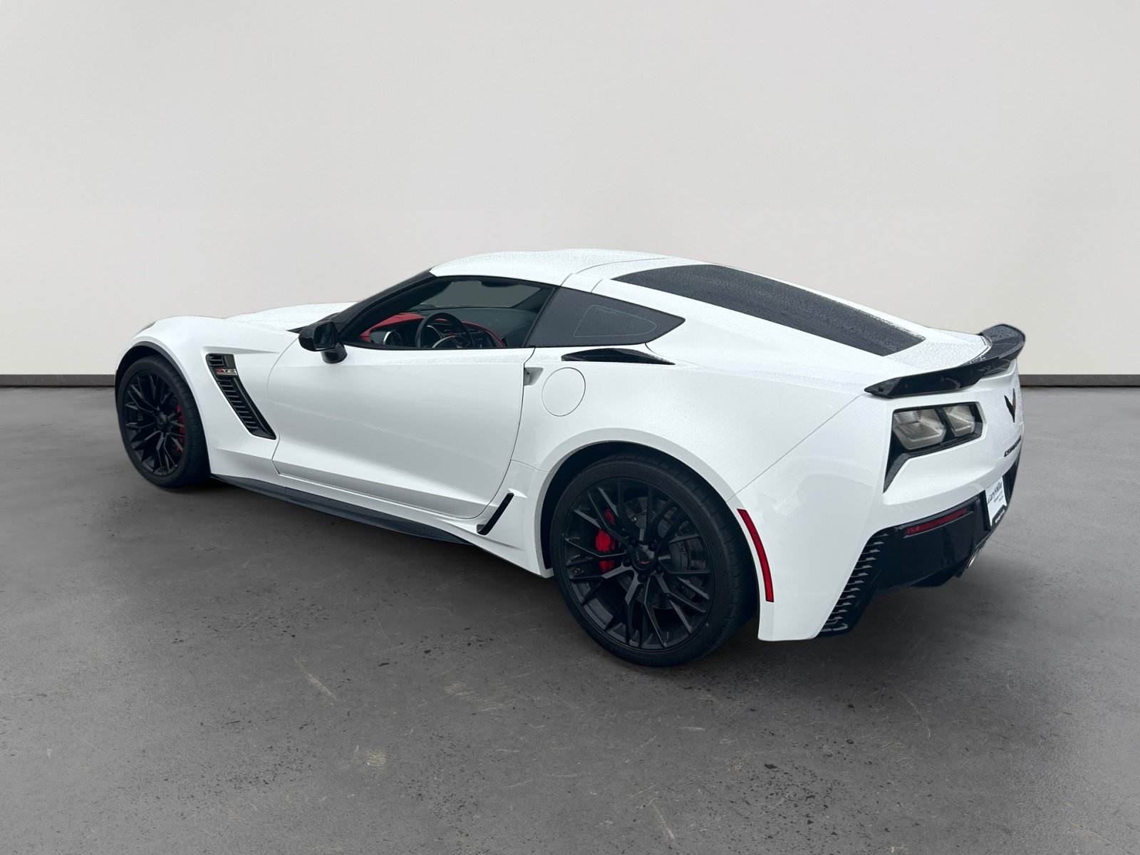 Used 2018 Chevrolet Corvette Z06 RWD image 3