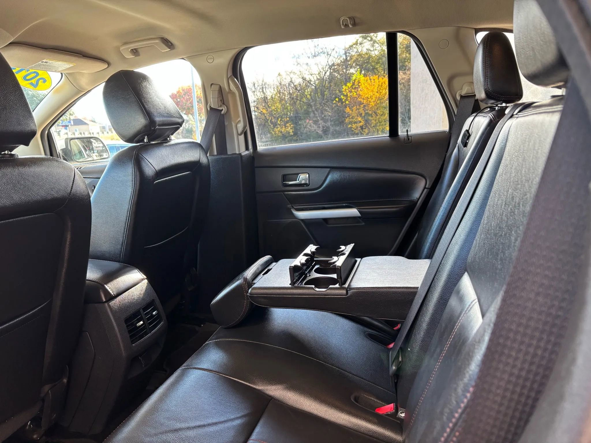 Used 2013 Ford Edge SEL image 21