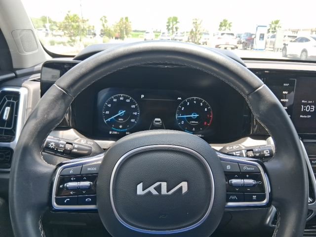 Used 2023 Kia Sorento SX FWD image 7
