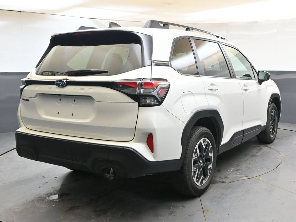 Certified 2025 Subaru Forester Premium AWD/4WD image 5