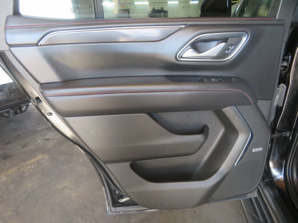 Used 2022 Chevrolet Tahoe RST w/ Luxury Package RWD image 23