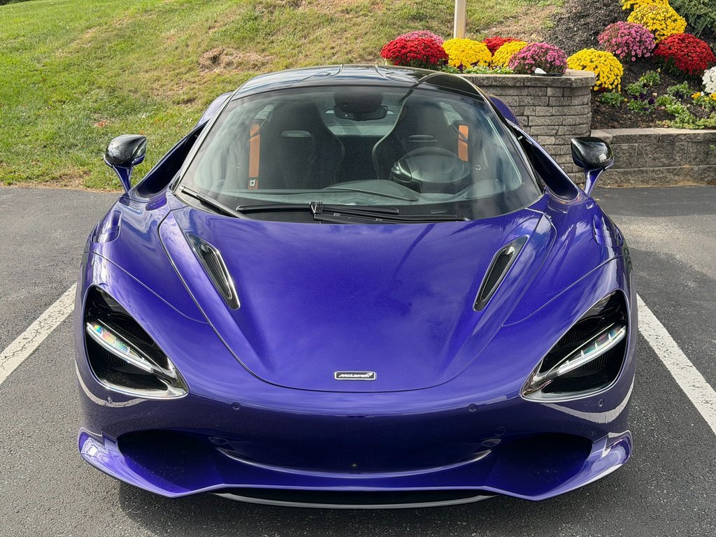 New 2025 McLaren 750S image 2