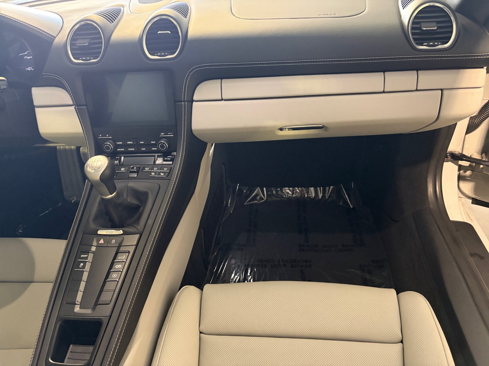 Certified 2024 Porsche 718 Cayman RWD image 25