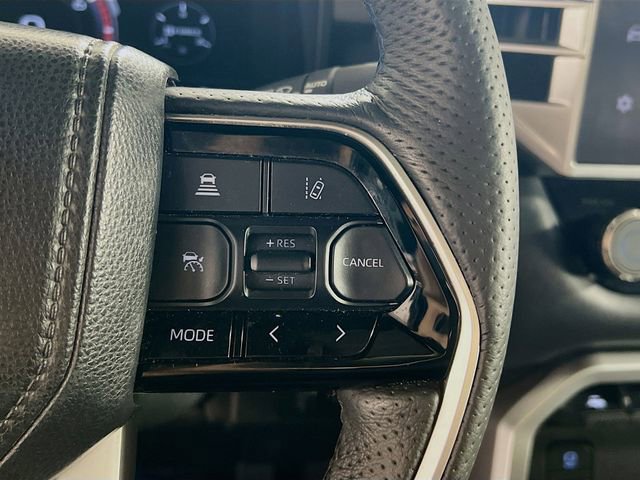 Used 2023 Toyota Tundra Platinum image 18