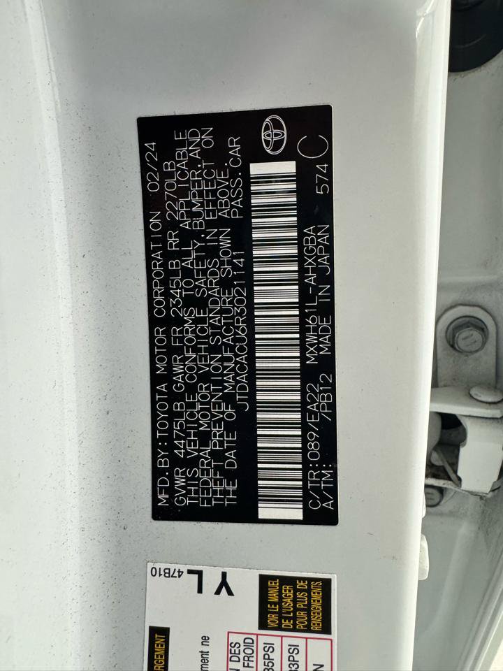 Used 2024 Toyota Prius Prime FWD image 40