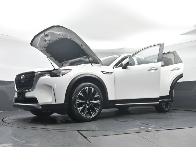 Certified 2024 MAZDA CX-90 Plug-In Hybrid w/ Premium Plus AWD/4WD image 46