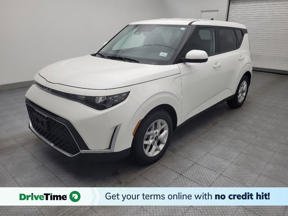 Used 2025 Kia Soul S image 1
