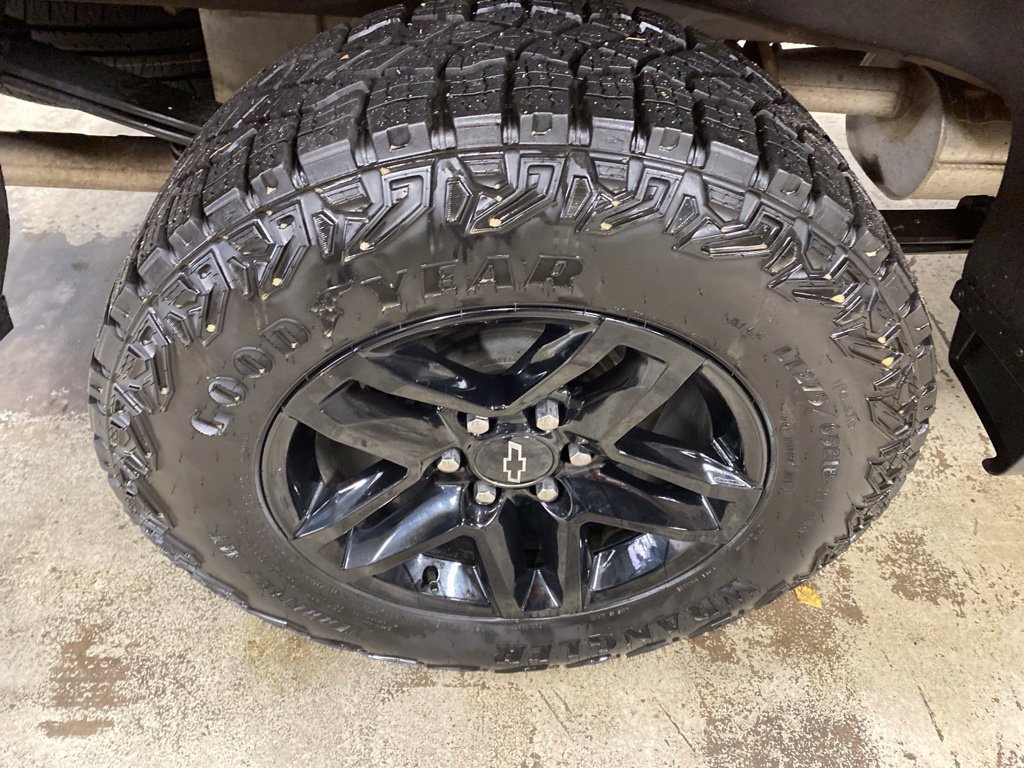 Used 2024 Chevrolet Silverado 1500 LT Trail Boss w/ Protection Package AWD/4WD image 15