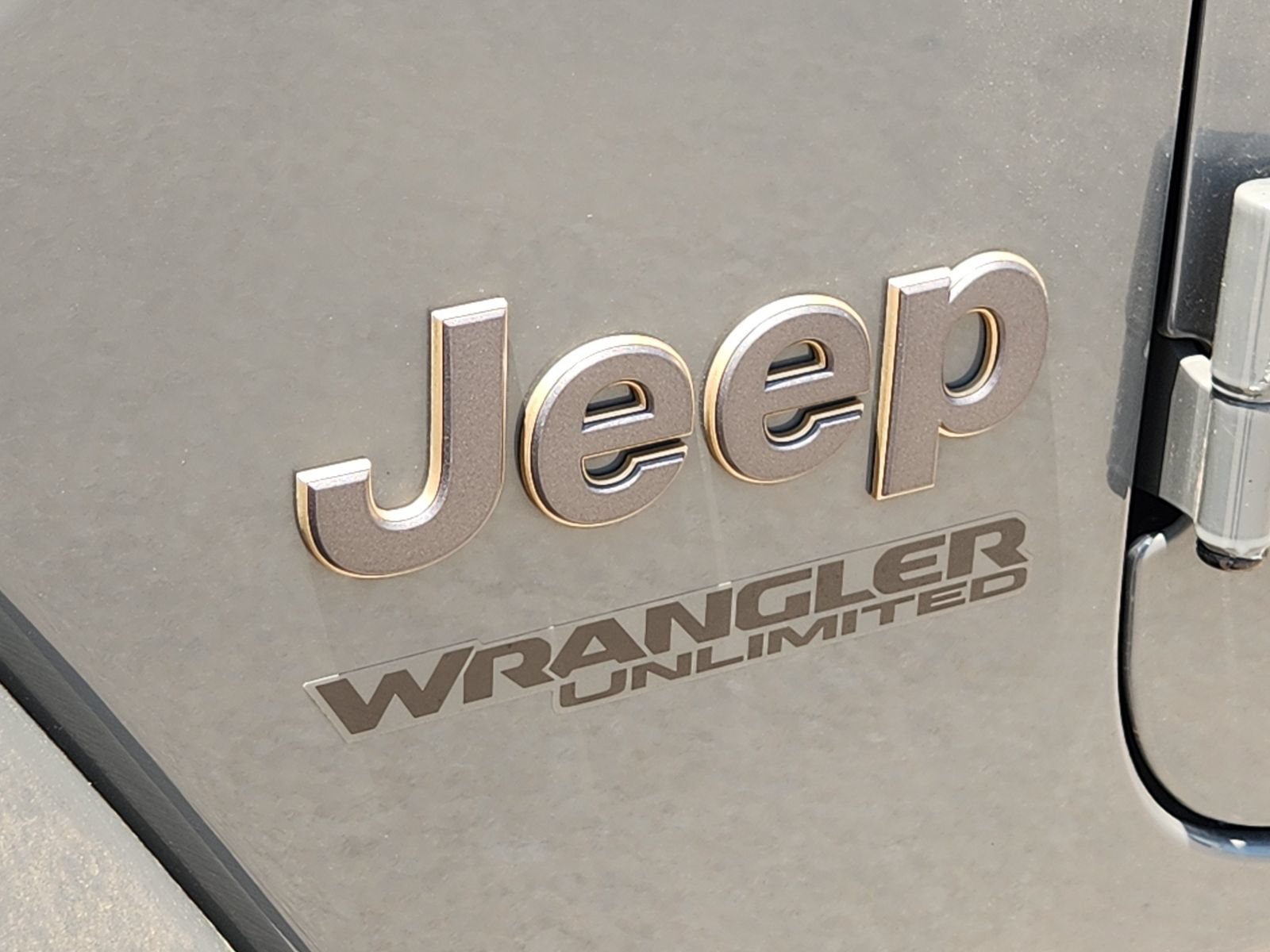 Used 2021 Jeep Wrangler Unlimited Rubicon w/ Trailer Tow Package AWD/4WD image 12