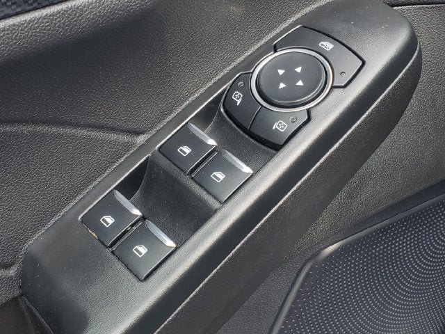 Used 2024 Ford Escape ST-Line w/ Tech Pack #1 AWD/4WD image 8