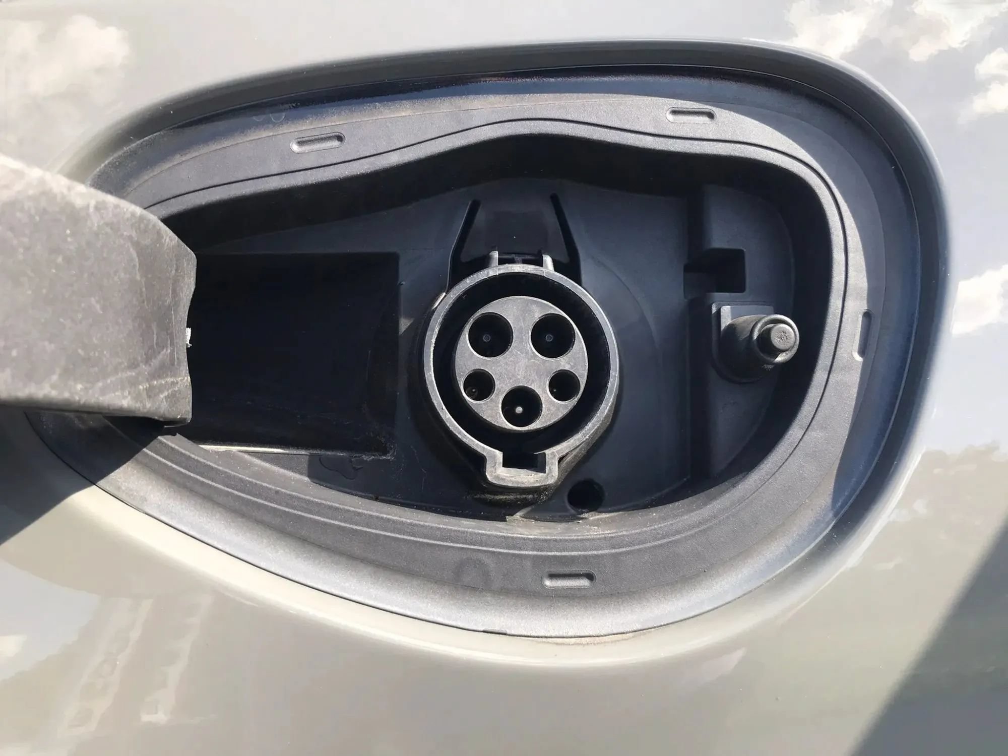 Used 2023 Chrysler Pacifica Touring-L FWD image 42