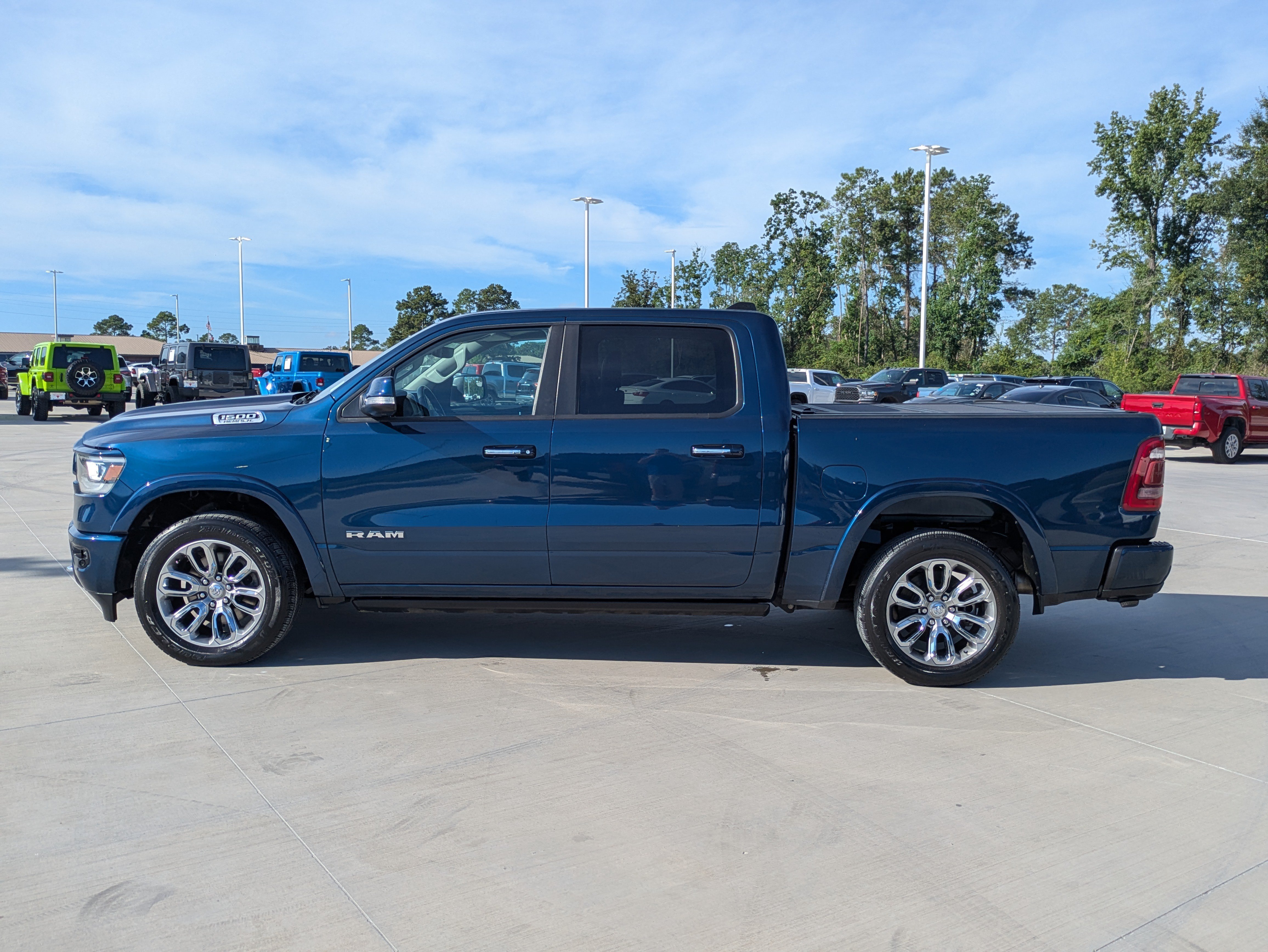 Used 2022 RAM 1500 Laramie RWD image 2
