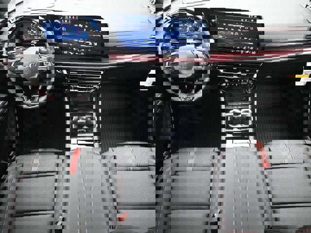 New 2026 Chevrolet Traverse RS w/ LPO, Floor Liner Package image 33