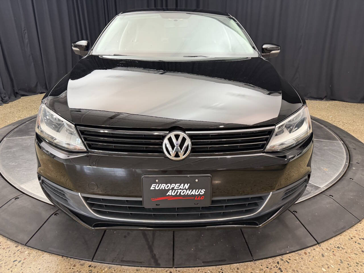 Used 2013 Volkswagen Jetta SE FWD image 5