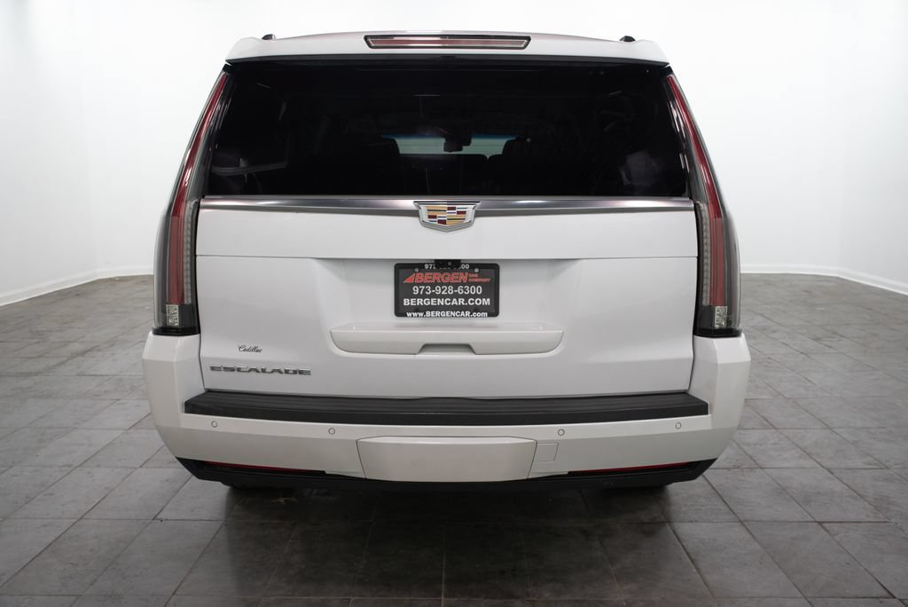 Used 2017 Cadillac Escalade ESV Premium Luxury AWD/4WD image 11