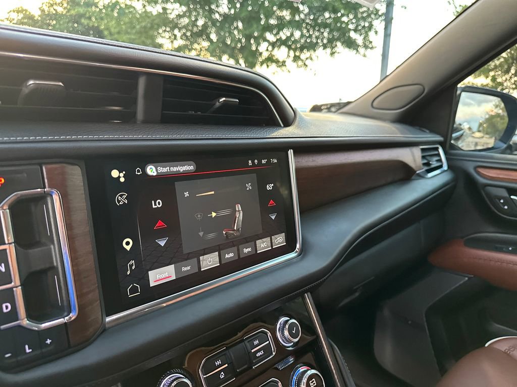 Used 2023 GMC Yukon XL Denali Ultimate AWD/4WD image 25