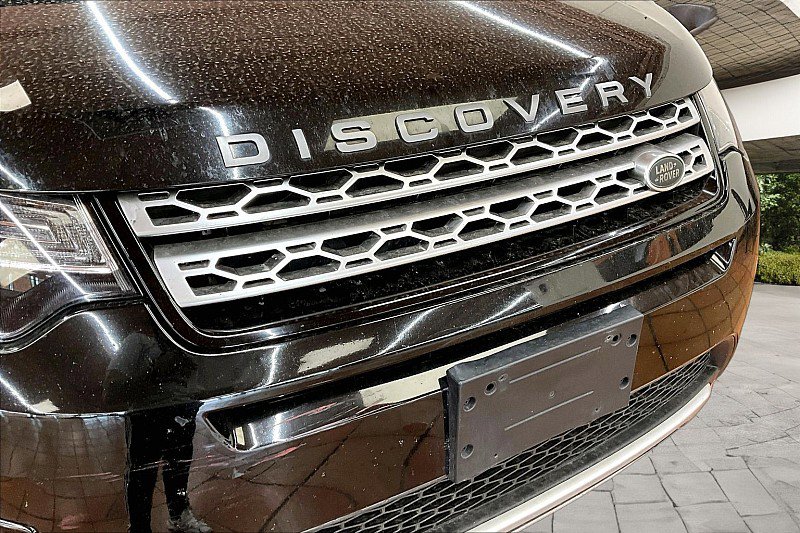 Used 2018 Land Rover Discovery Sport HSE image 27