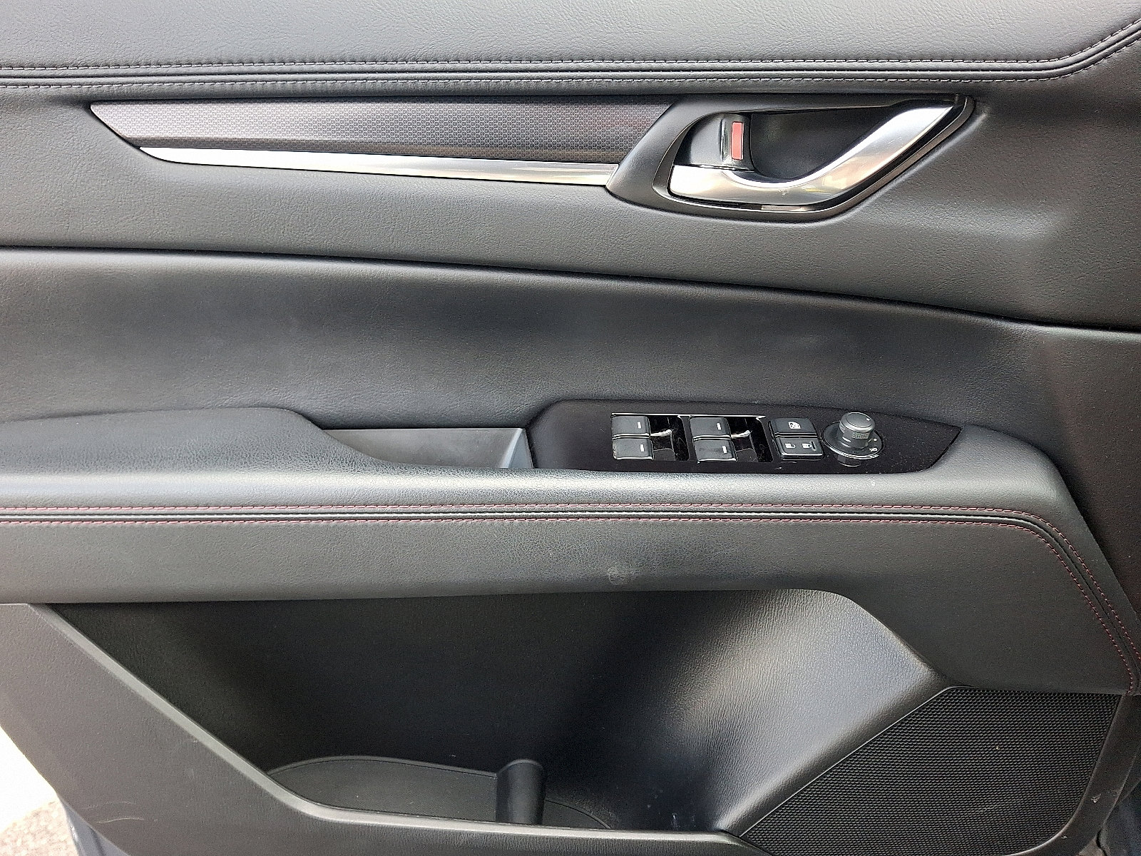 Certified 2023 MAZDA CX-5 Carbon Edition image 13