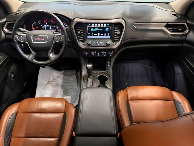Used 2017 GMC Acadia SLT AWD/4WD image 18