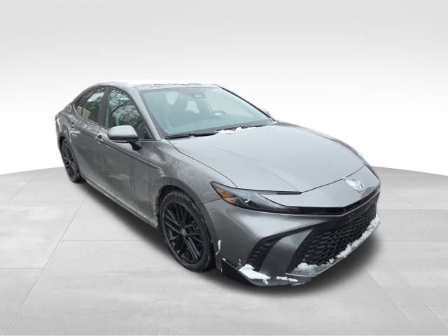 Used 2025 Toyota Camry SE image 8