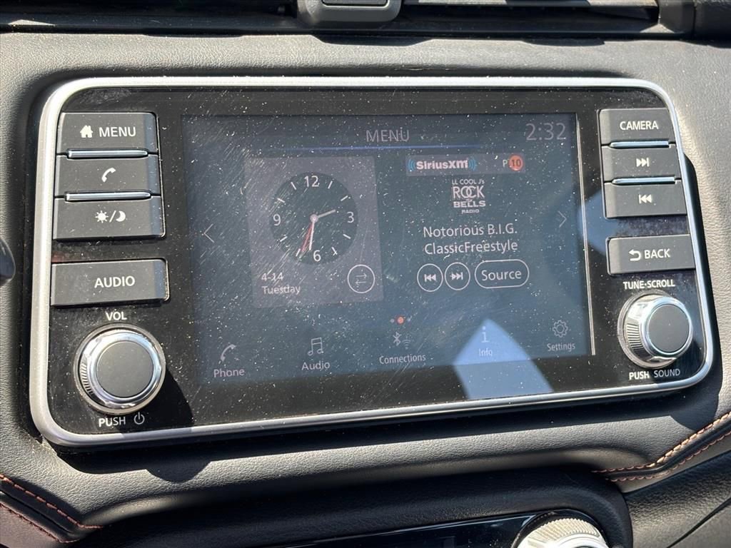 Used 2020 Nissan Versa SR FWD image 20