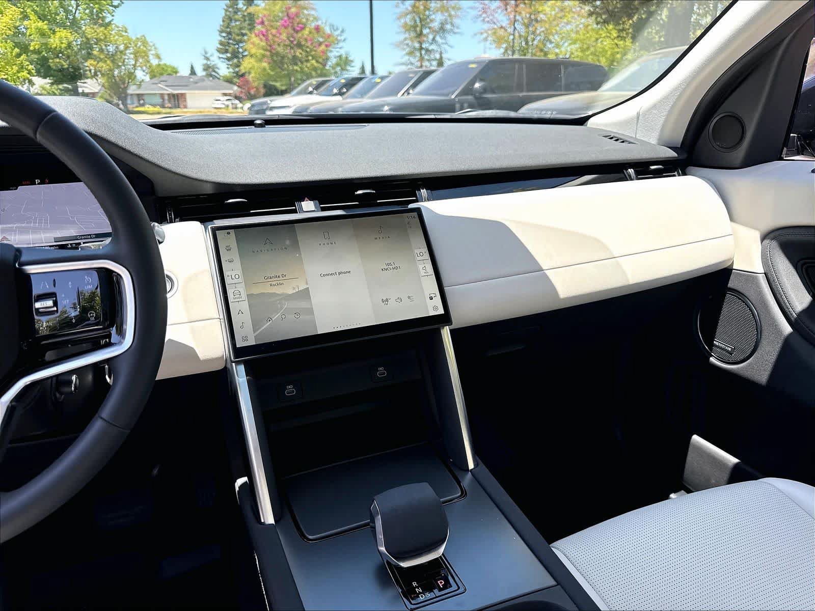 Used 2024 Land Rover Discovery Sport S AWD/4WD image 6
