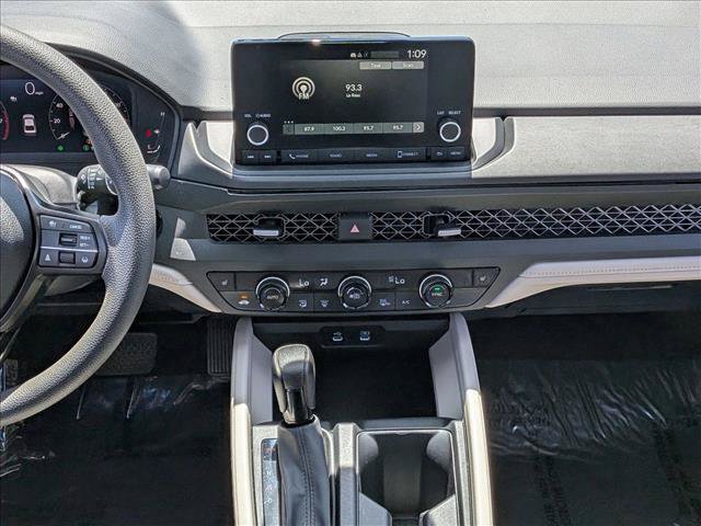 Certified 2023 Honda Accord EX image 13