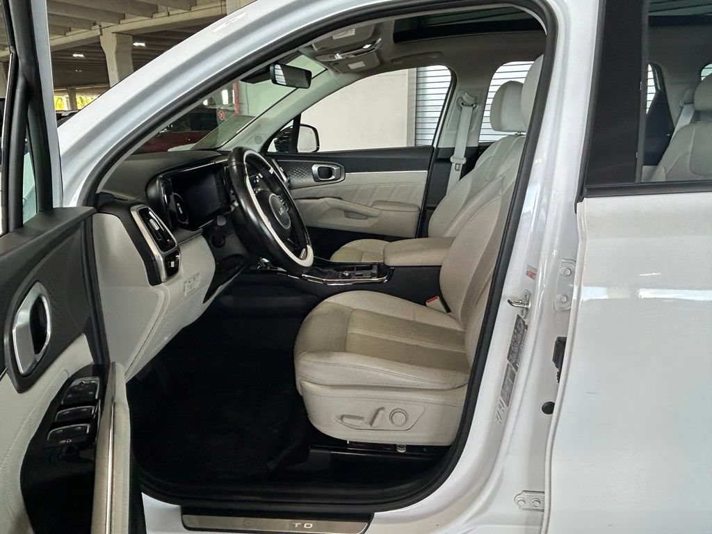 Used 2023 Kia Sorento SX FWD image 16