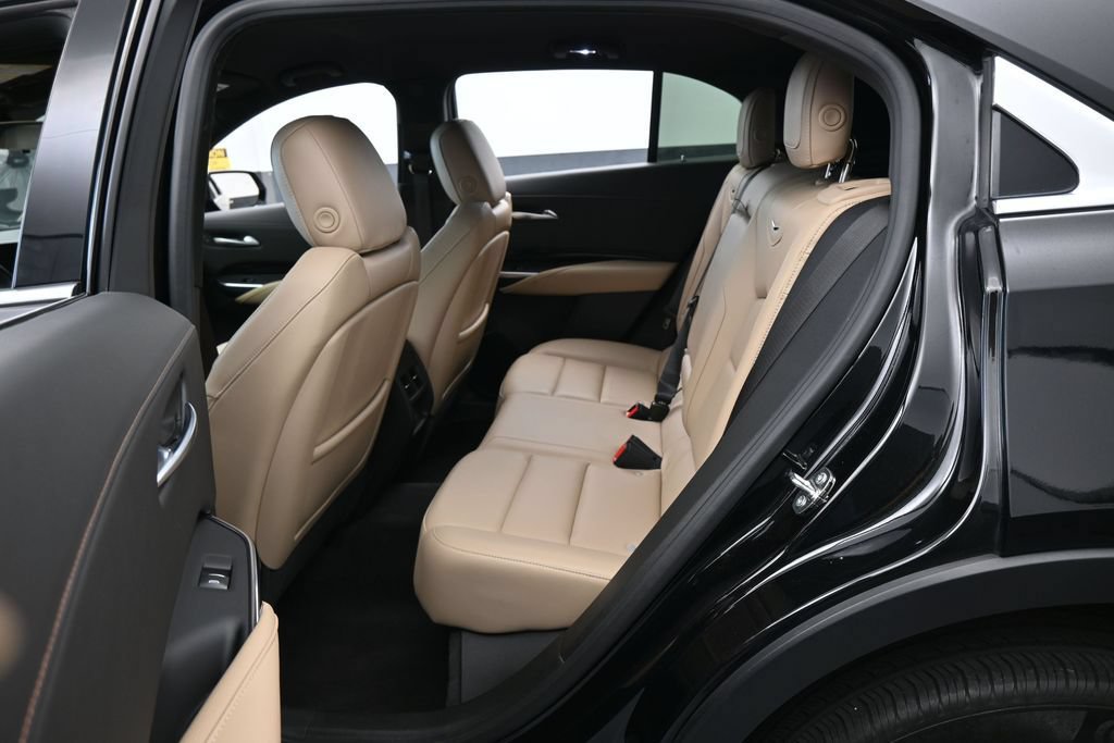 Used 2024 Cadillac XT4 Luxury FWD image 31