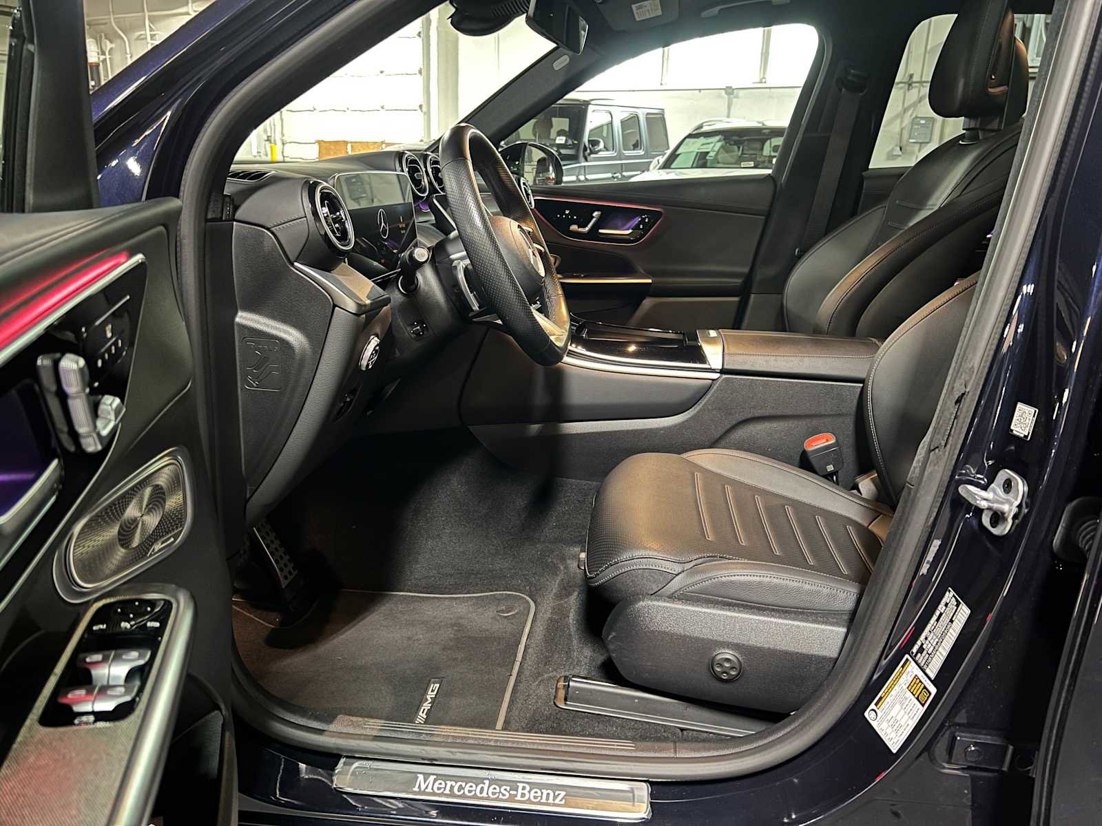 Used 2023 Mercedes-Benz GLC 300 4MATIC image 23