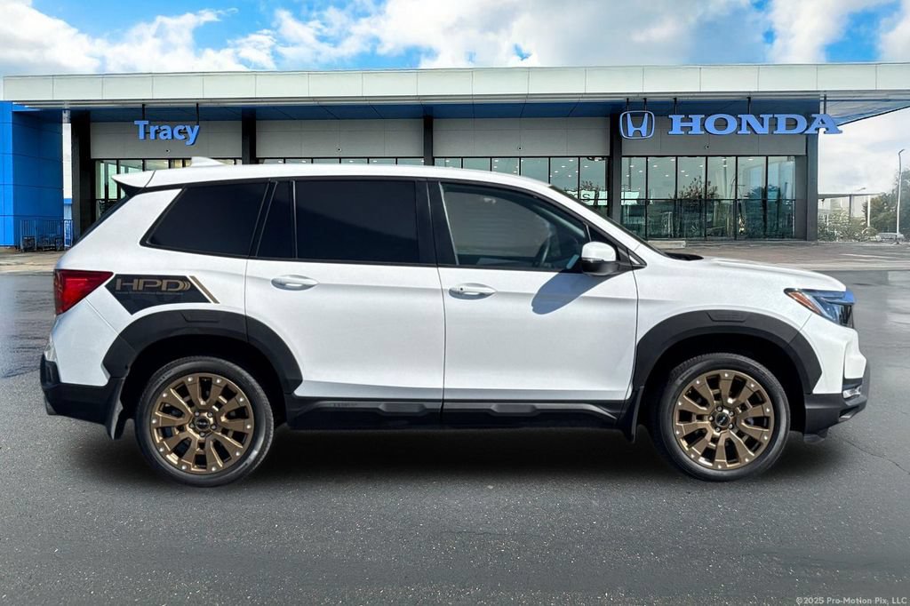 Certified 2023 Honda Passport EX-L image 4