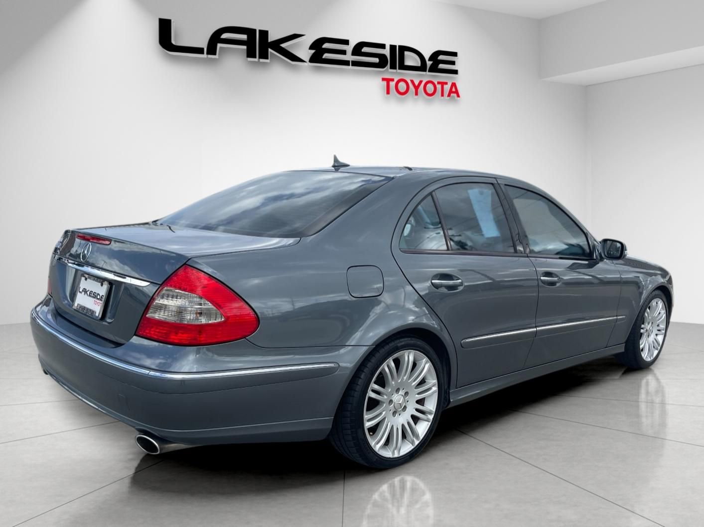 Used 2007 Mercedes-Benz E 350 Sedan image 6