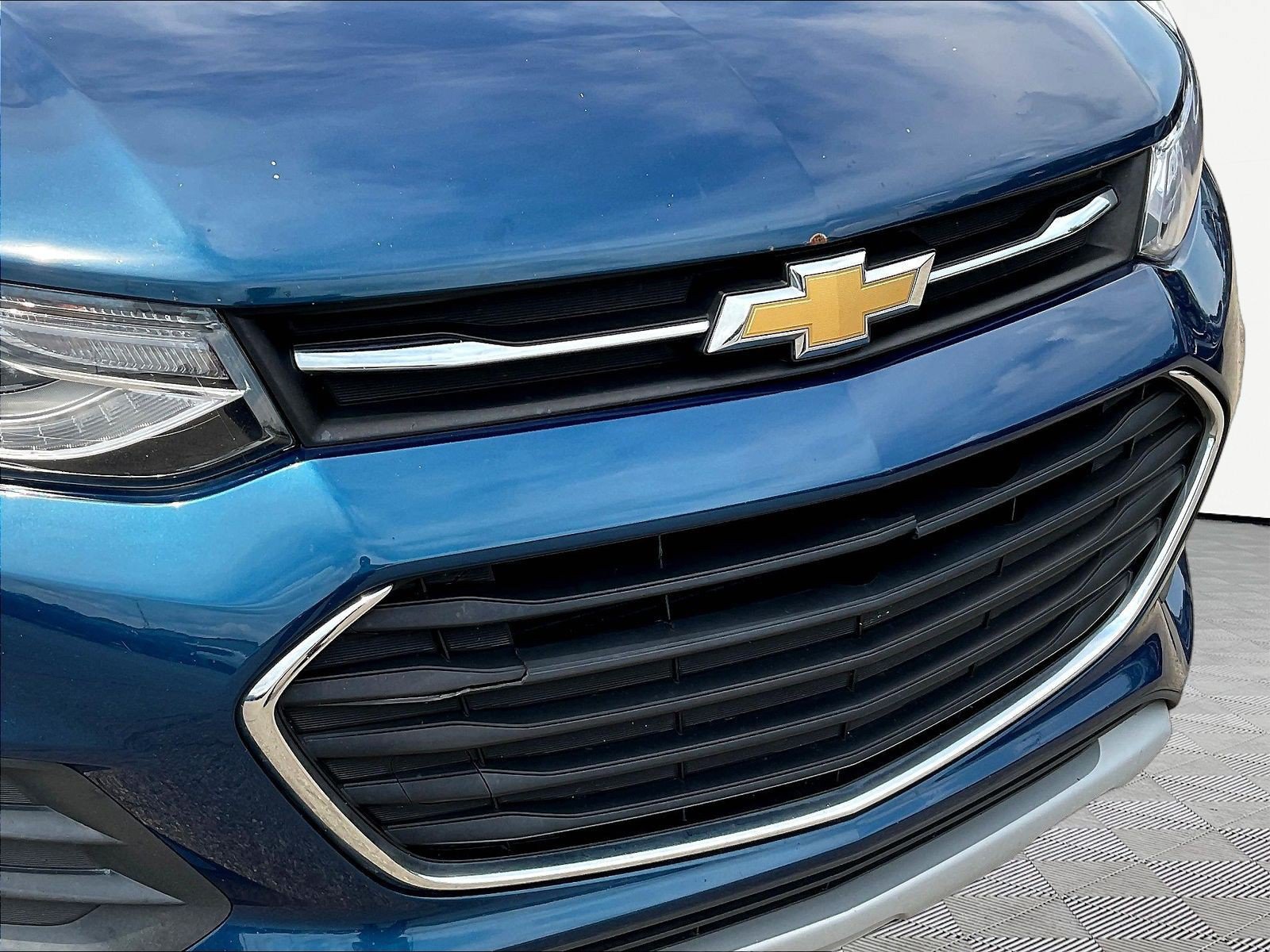 Used 2020 Chevrolet Trax LT FWD image 31