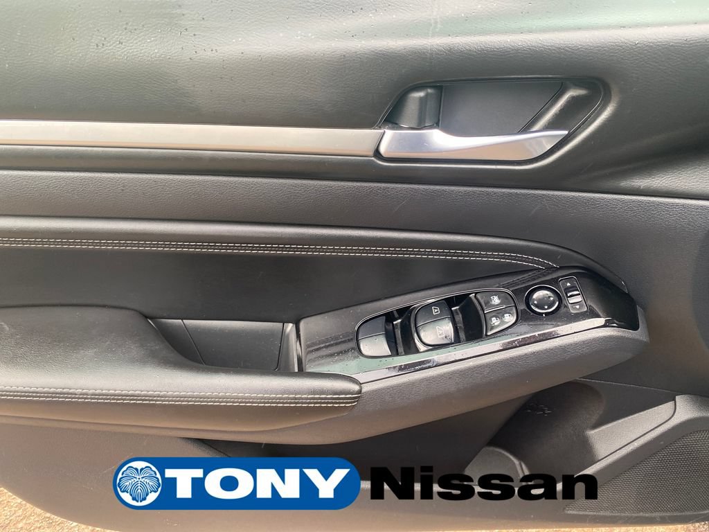 Used 2020 Nissan Altima 2.5 SV AWD/4WD image 12