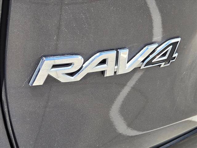 Used 2019 Toyota RAV4 XSE AWD/4WD image 19