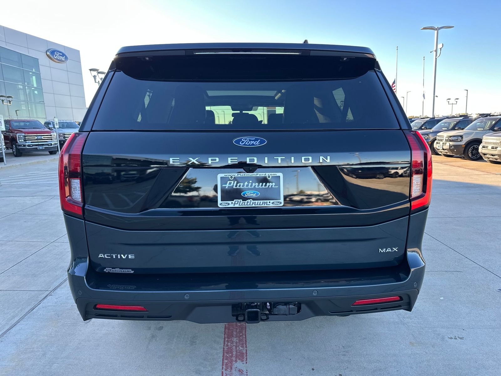 New 2025 Ford Expedition Max Active RWD image 4
