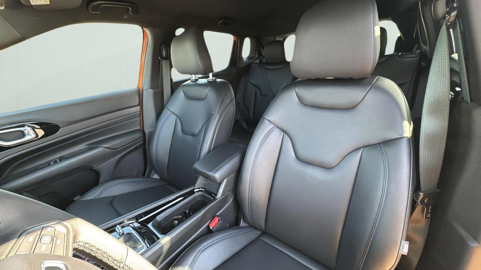 New 2026 Jeep Compass Limited image 13