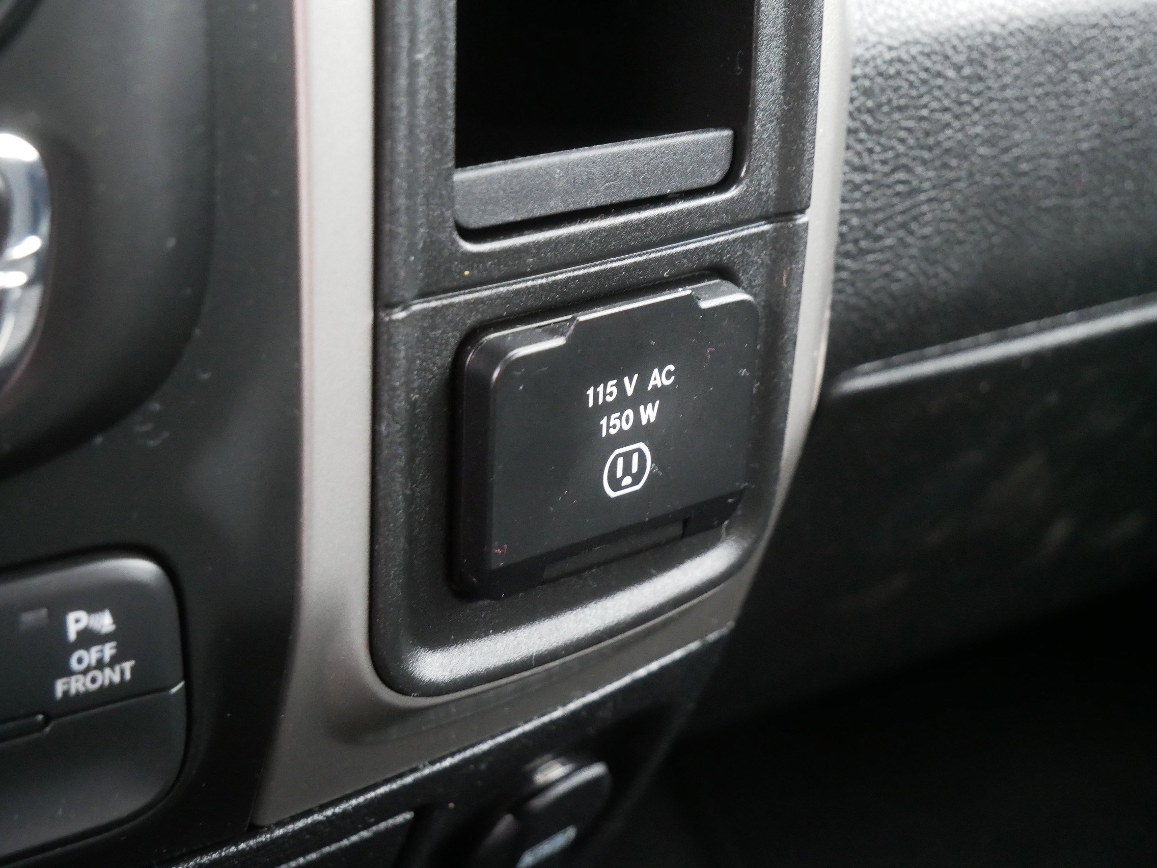 Certified 2018 RAM 1500 Big Horn image 32