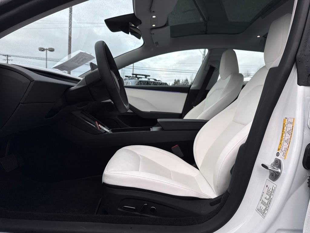 Used 2025 Tesla Model 3 Long Range image 10