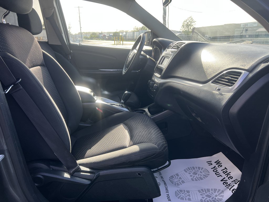 Used 2017 Dodge Journey SXT AWD/4WD image 11