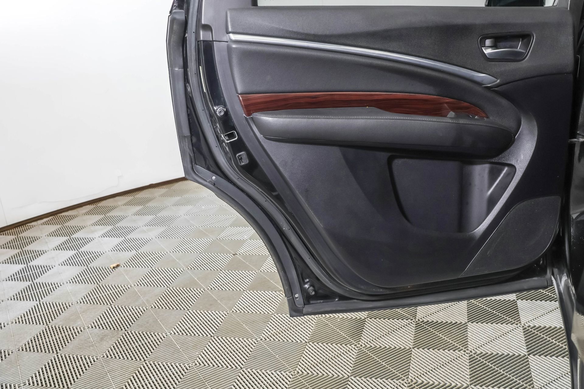 Used 2014 Acura MDX SH-AWD image 38