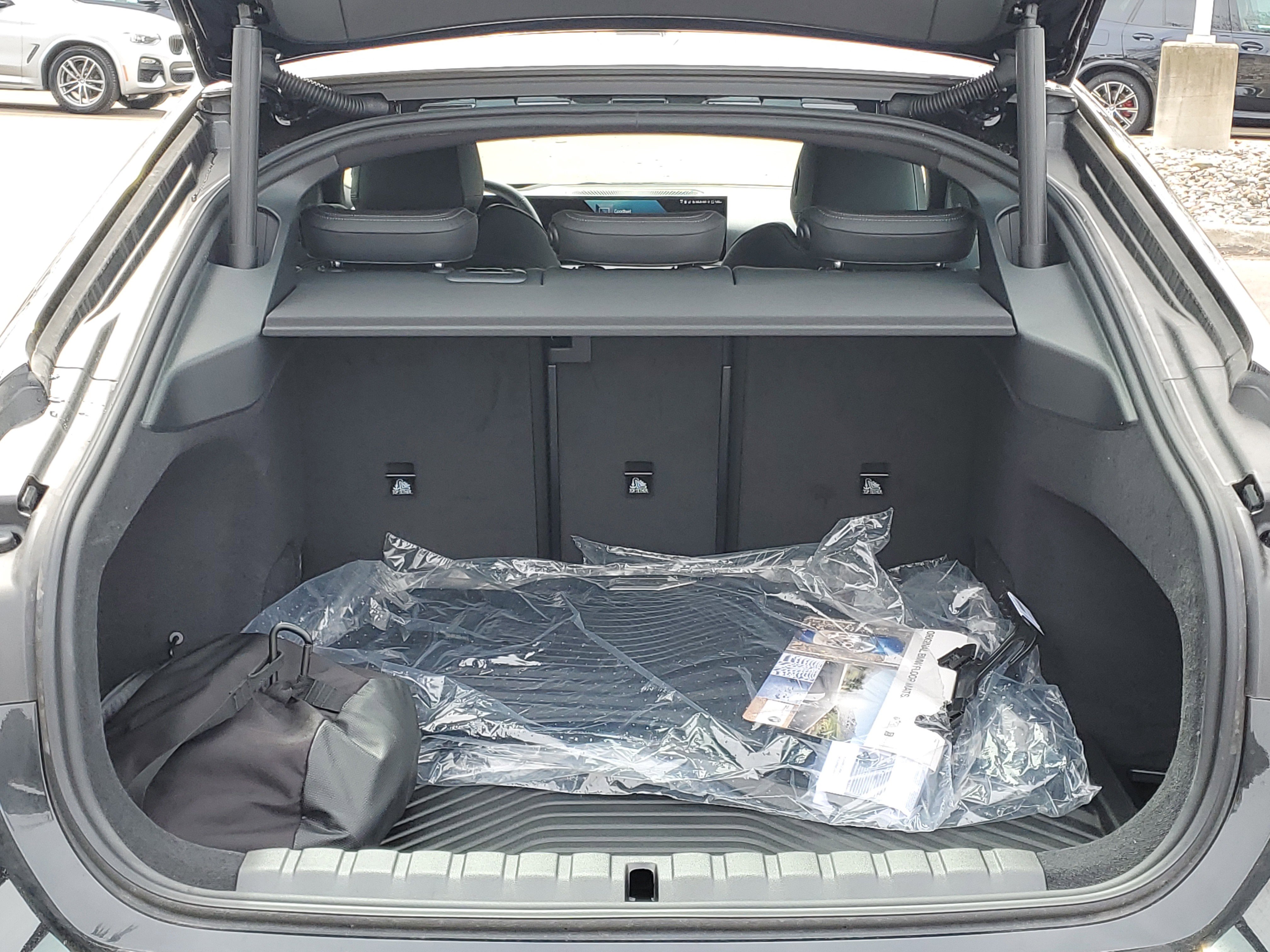 New 2026 BMW i4 xDrive40i w/ Premium Package image 26