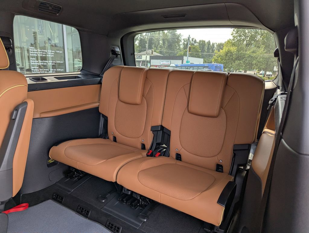 New 2025 Volkswagen ID. Buzz Pro S Plus image 32