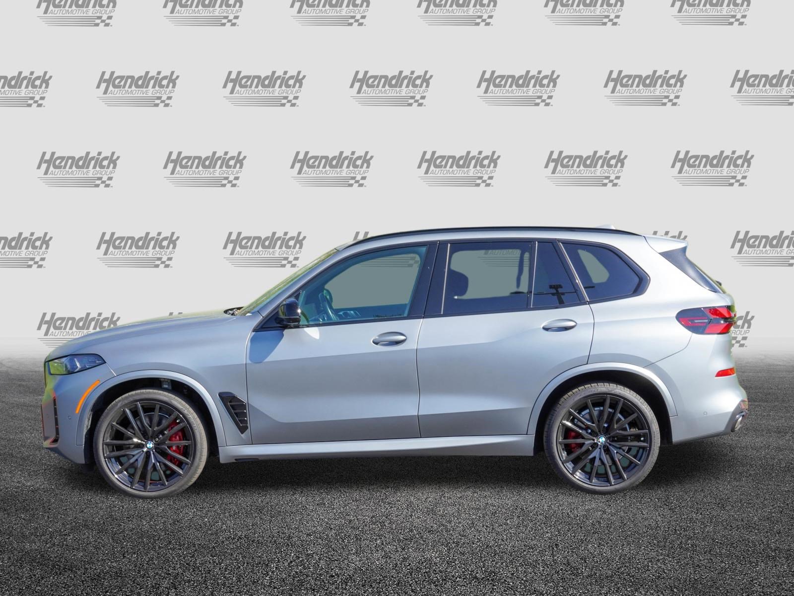 Certified 2025 BMW X5 M60i w/ Executive Package AWD/4WD image 6